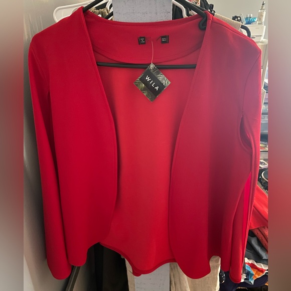 Red cape blazer - Picture 2 of 7